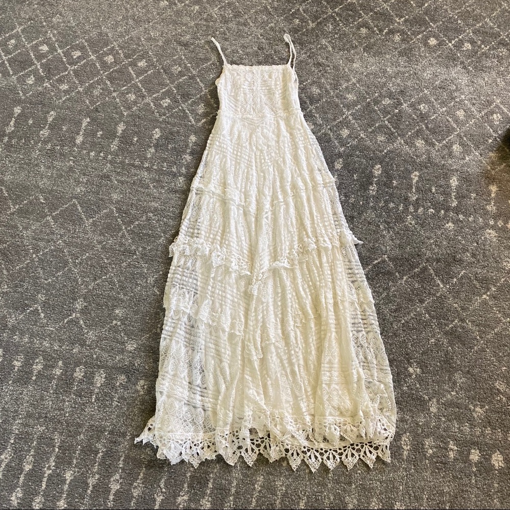 Lulus White Lace maxi backless boho dress